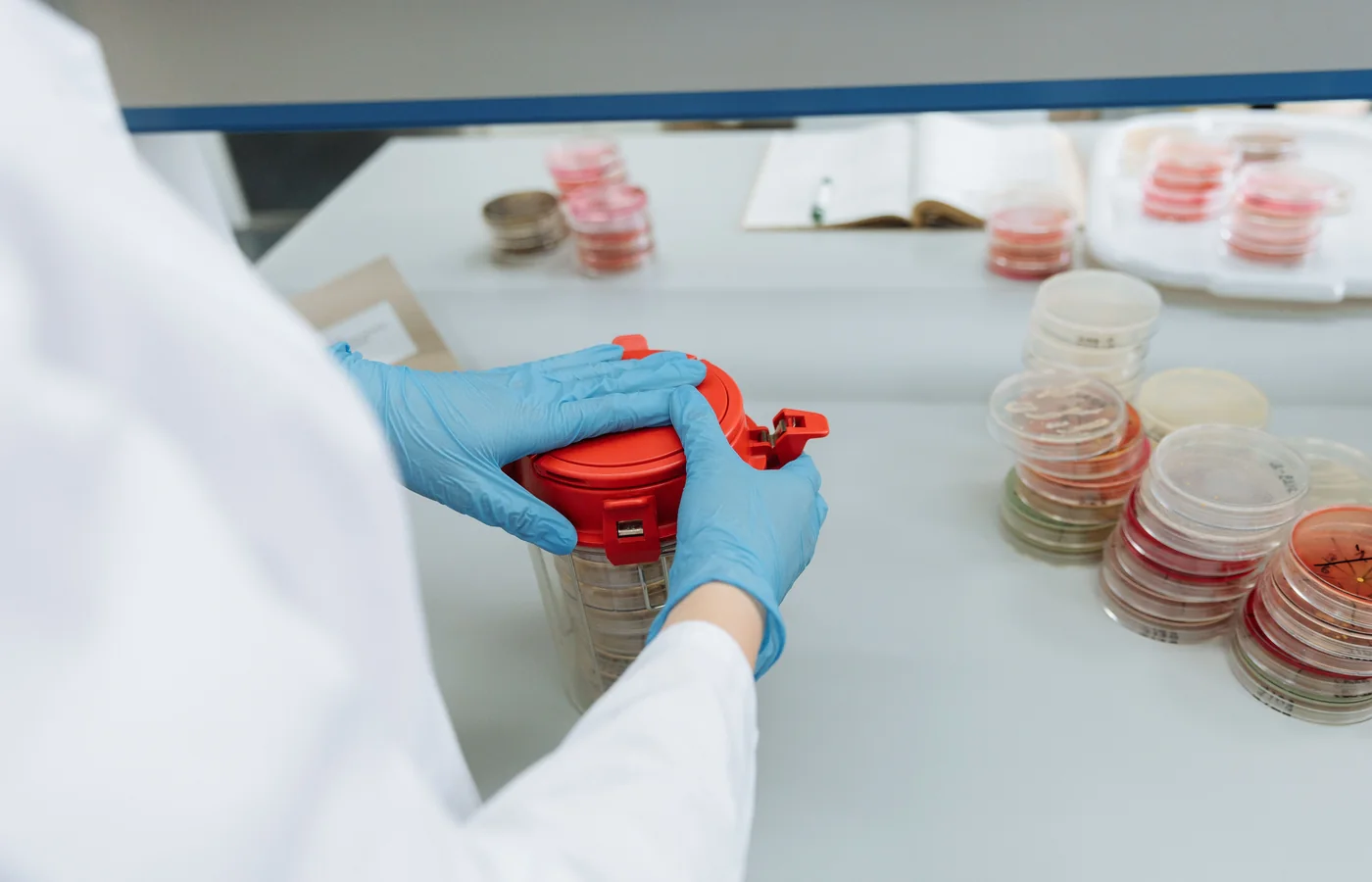 Cell culture and laboratory analysis for ATMP development.